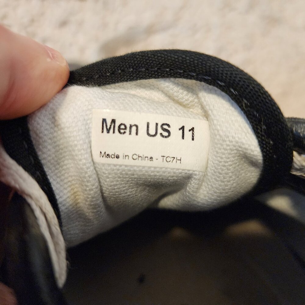 Vans shoes - Black and Grey - Mens Size 11 - Picture 6 of 6